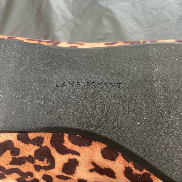 Lane Bryant 12W Rounded Toe Leopard Print Flats Cushioned Heels Comfy - Picture 8 of 8